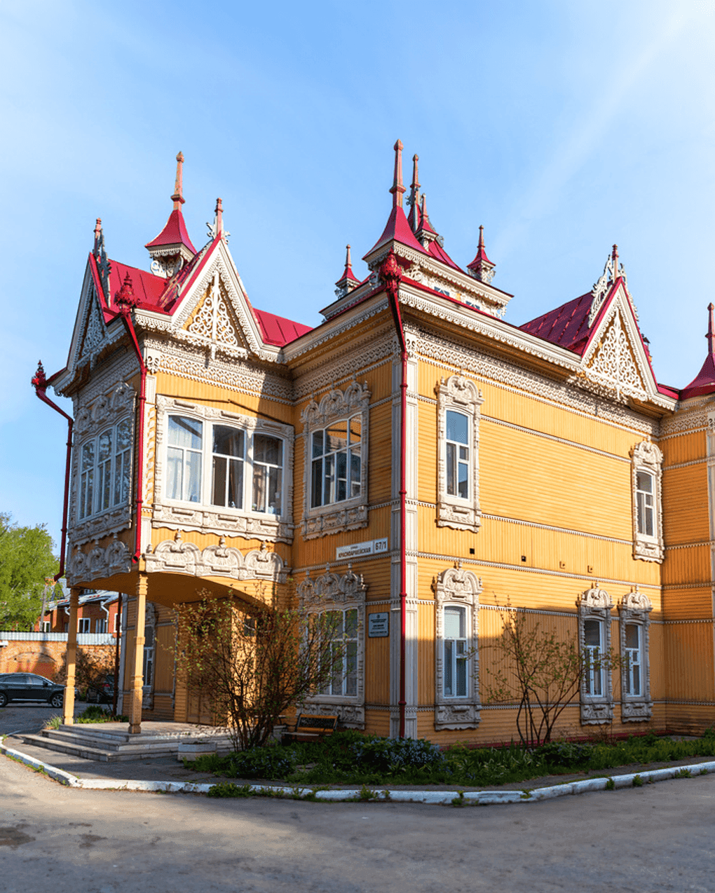 «Дом с жар-птицами», Томск. Фотография: NataMint / фотобанк «Лори»