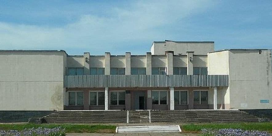 Основное изображение для учреждения Коммунарский сельский дом культуры «Юбилейный»