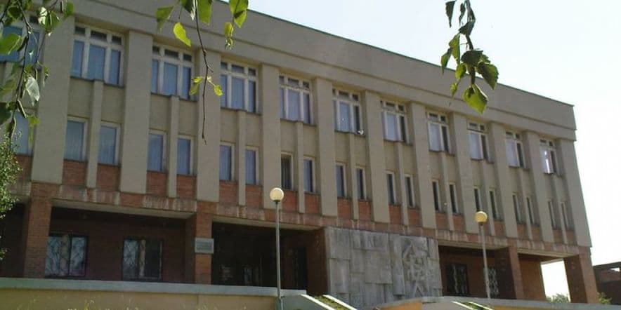 Основное изображение для учреждения Центральная библиотека г. Новоуральска