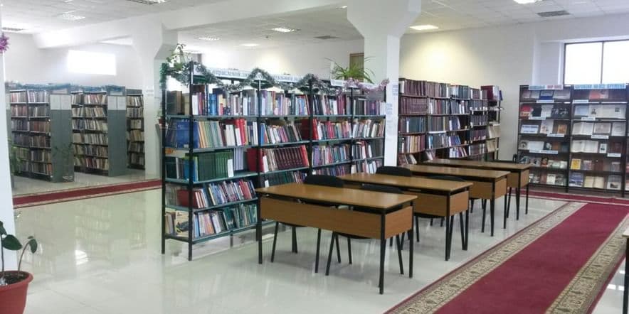 Основное изображение для учреждения Наурская центральная районная библиотека