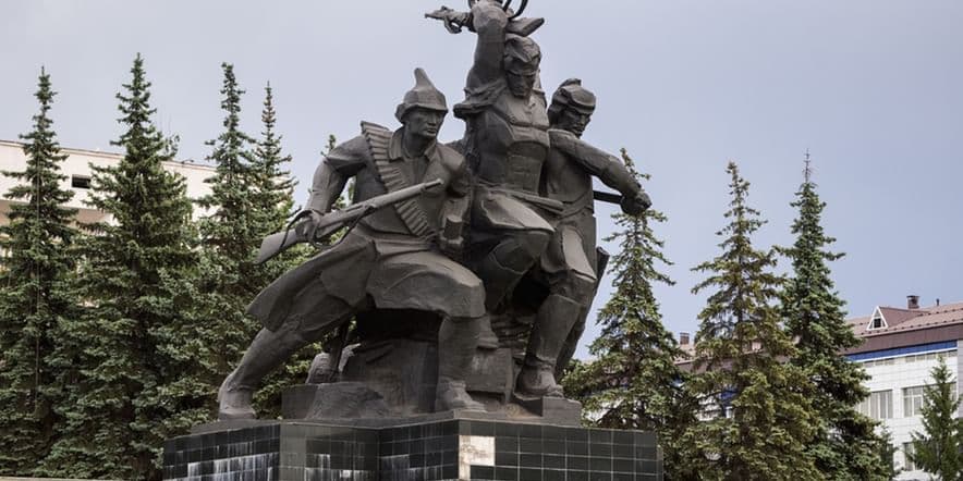 Основное изображение для учреждения Памятник героям Октябрьской революции и гражданской войны