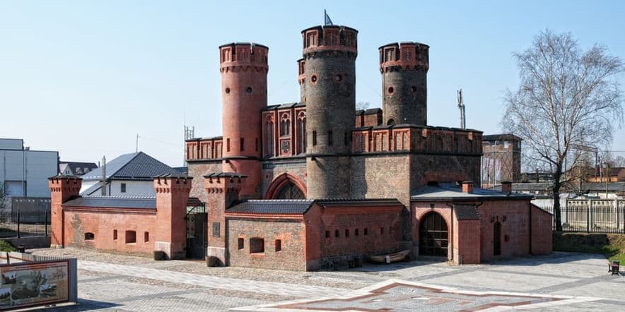 Основное изображение для учреждения Фридрихсбургские ворота в Калининграде