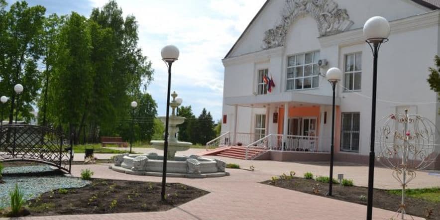 Основное изображение для учреждения Долгоруковский районный центр культуры, досуга и народного творчества