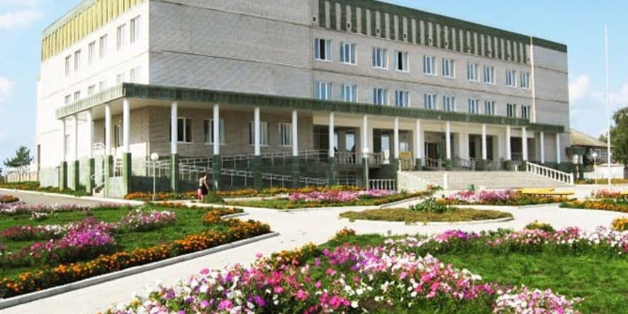 Основное изображение для учреждения Районный дворец культуры «Зори Кизнера»