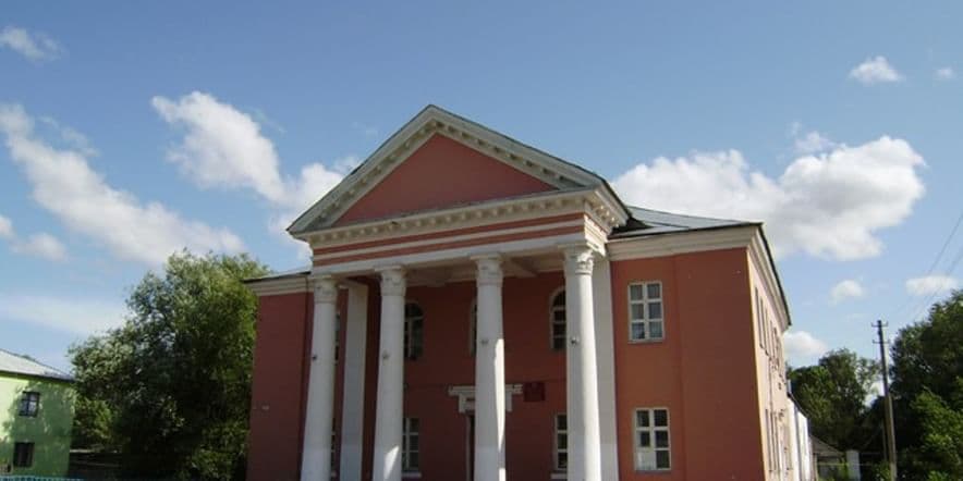 Основное изображение для учреждения Центральный дом культуры Захаровского района