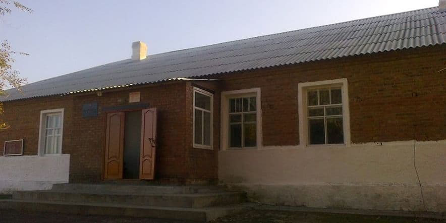 Основное изображение для учреждения Нижнежуравский сельский дом культуры