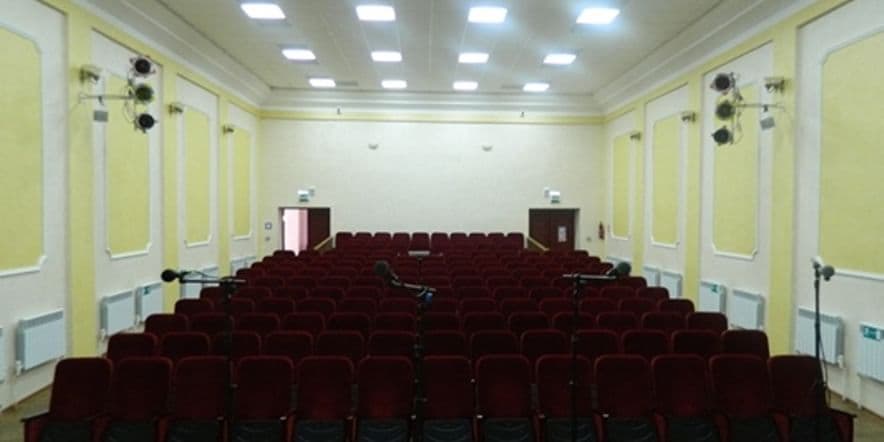 Основное изображение для учреждения Центральный межпоселенческий Дом культуры Дубровского района