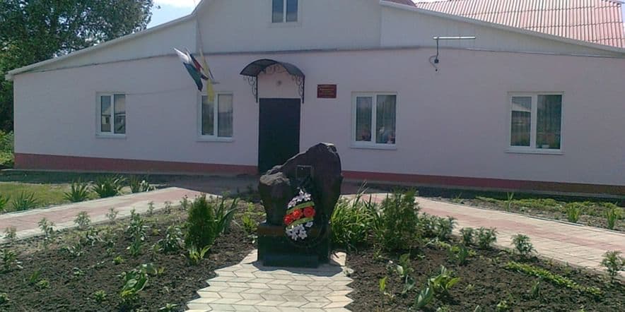 Основное изображение для учреждения Горьковский сельский дом культуры