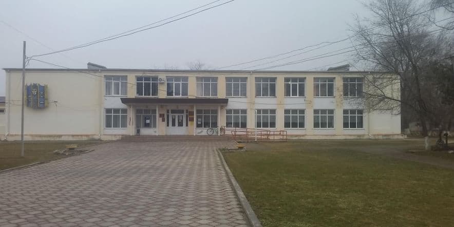 Основное изображение для учреждения Библиотека-филиал села Стародубского