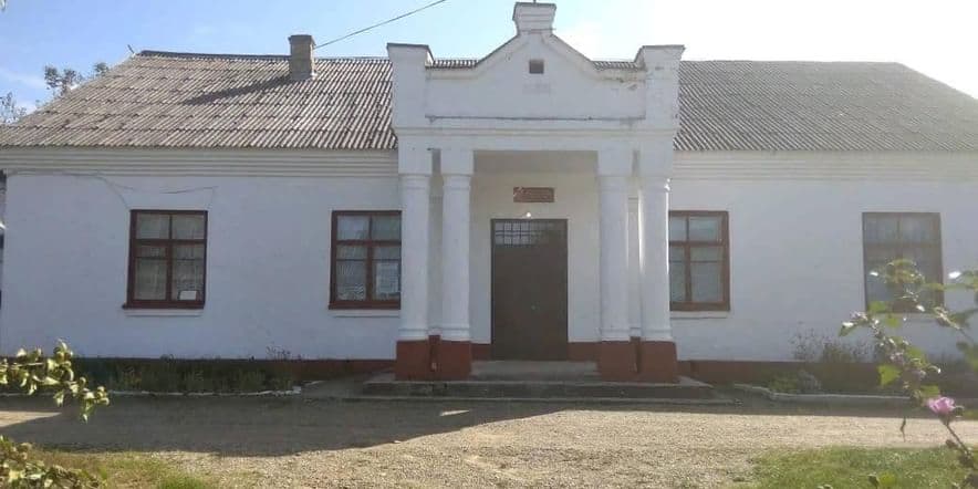 Основное изображение для учреждения Новоалексеевская сельская библиотека — филиал № 11
