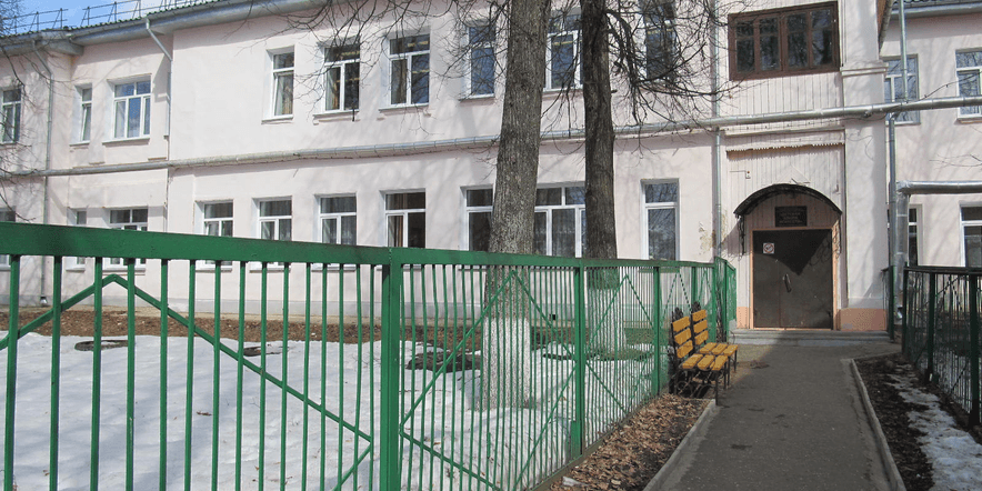 Основное изображение для учреждения Детская школа искусств г. Омутнинска