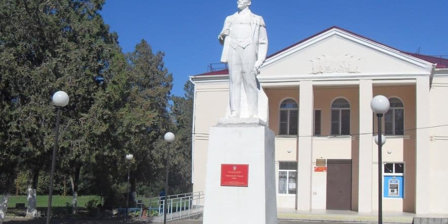 Основное изображение для учреждения Николаевский сельский дом культуры