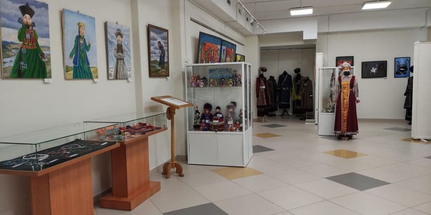 Основное изображение для учреждения Усть-Ордынский национальный центр художественных народных промыслов