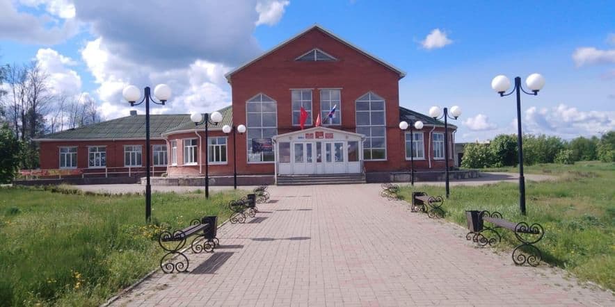 Основное изображение для учреждения Ростошинский сельский дом культуры