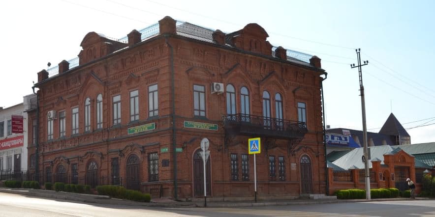 Основное изображение для учреждения Краеведческий музей Кукморского района