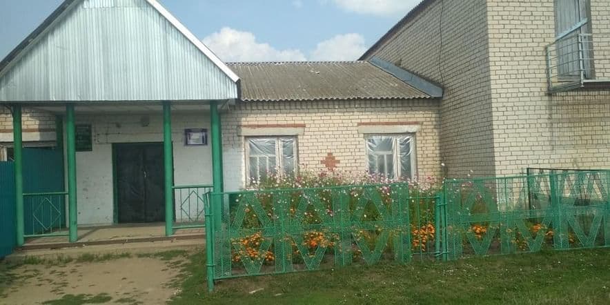 Основное изображение для учреждения Татарско-Бурнаевская сельская библиотека