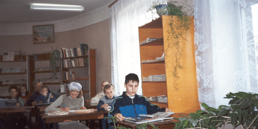 Основное изображение для учреждения Библиотечно-информационный центр имени К. Савицкого — филиал № 3
