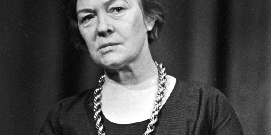 Основное изображение для события Ольга Берггольц — известная поэтесса, драматург, прозаик, журналист