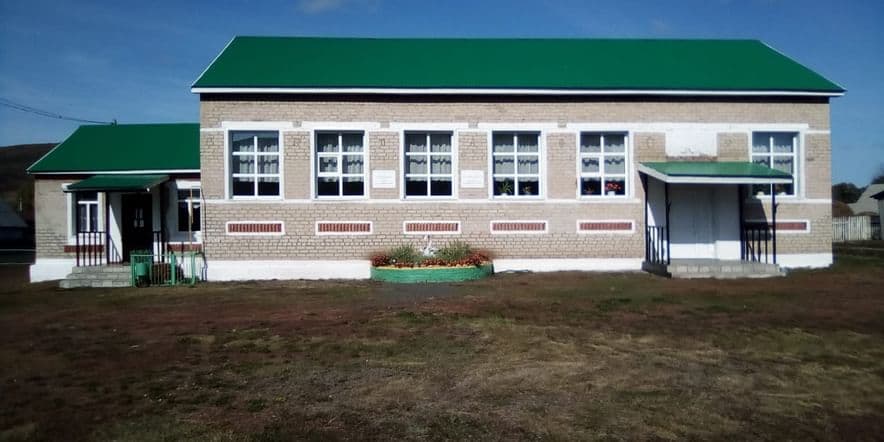 Основное изображение для учреждения Яныбаевский сельский дом культуры