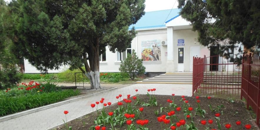 Основное изображение для учреждения Детская школа искусств станицы Роговской