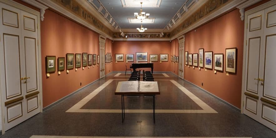 Основное изображение для события Выставка «Крымская весна. Живопись и графика из собрания музея»