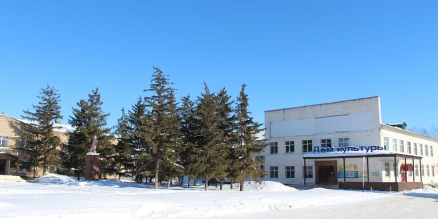 Основное изображение для учреждения Асекеевский районный дом культуры