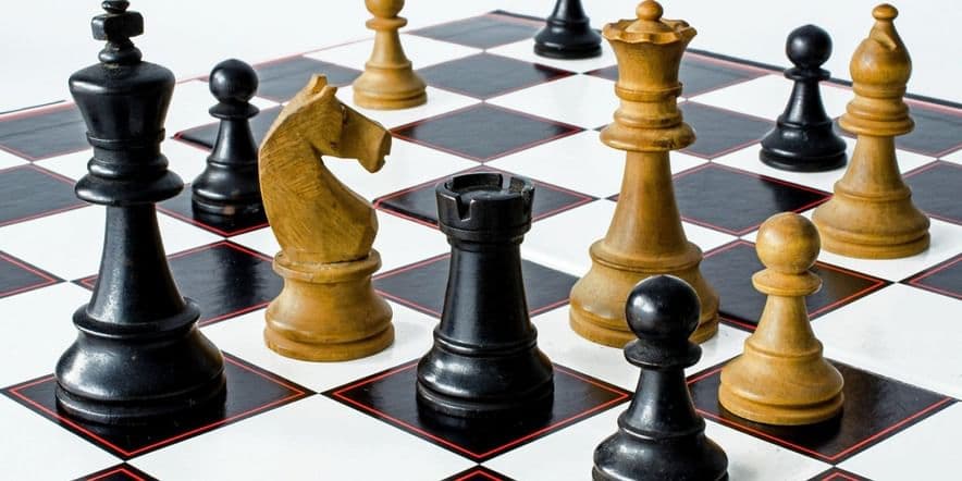 Основное изображение для события Шахматно — шашечный турнир «Черно — белая доска — это шахматы, друзья».