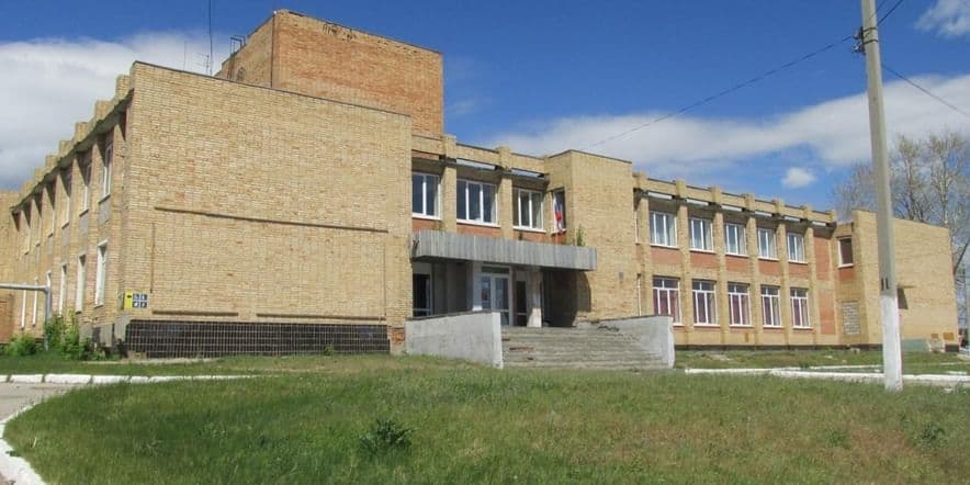 Основное изображение для учреждения Новобуянский сельский дом культуры «Россия»