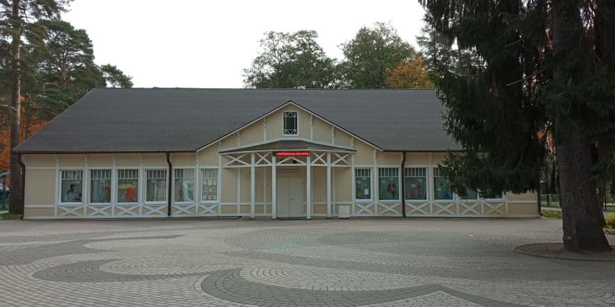 Основное изображение для учреждения Танцевальный павильон Зеленогорского парка культуры и отдыха