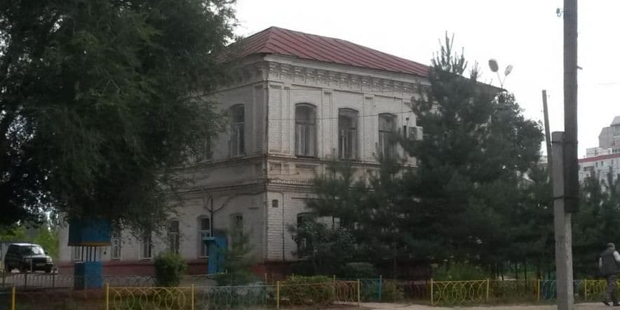 Основное изображение для учреждения Дворец культуры г. Балаково на пл. Свердлова
