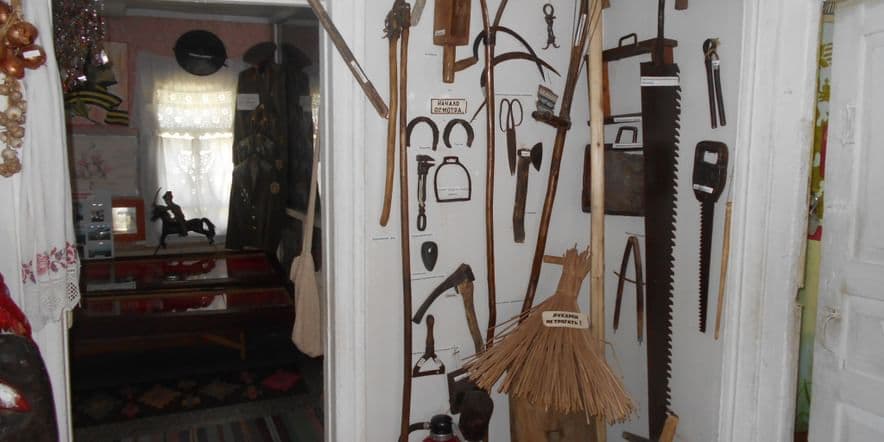 Основное изображение для учреждения Нижнемамонский народный музей крестьянского быта