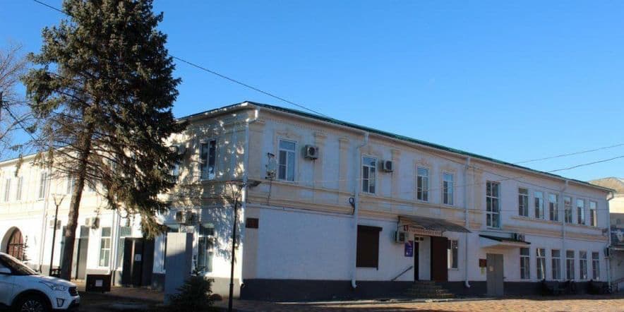 Основное изображение для учреждения Светлоградская районная детская музыкальная школа