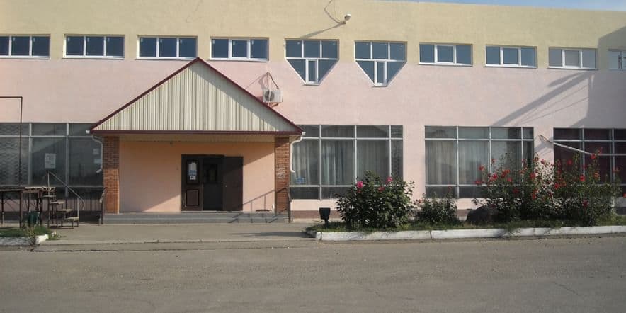 Основное изображение для учреждения Краснокумский сельский Дом культуры