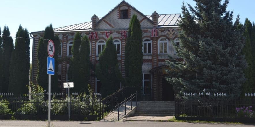 Основное изображение для учреждения Дрожжановский краеведческий музей