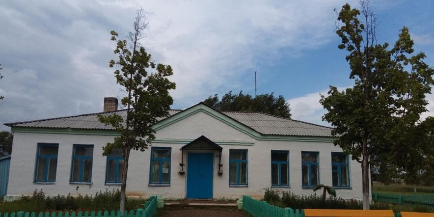 Основное изображение для учреждения Большеселковский сельский дом культуры