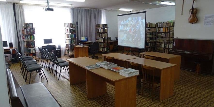 Основное изображение для учреждения Библиотека-филиал № 10 г. Казани