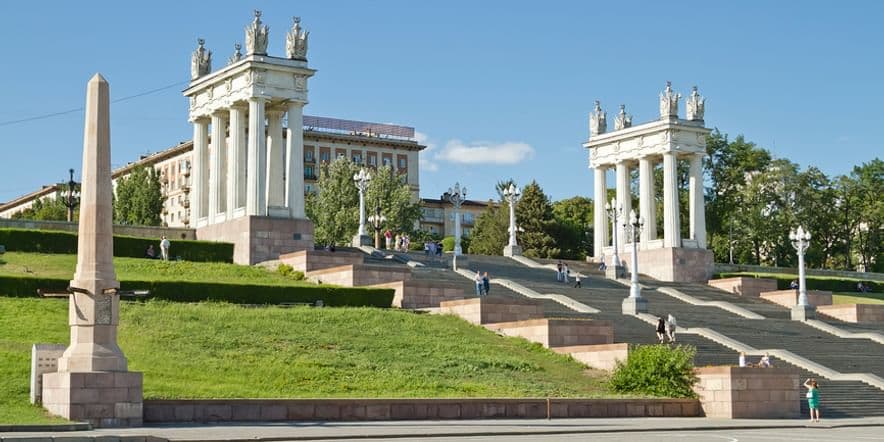 Основное изображение для учреждения Парадные ворота Волгограда