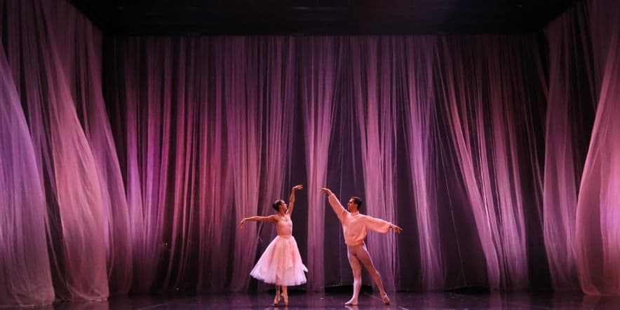 Основное изображение для события Одноактные балеты «Призрачный бал» и «Шахеразада»