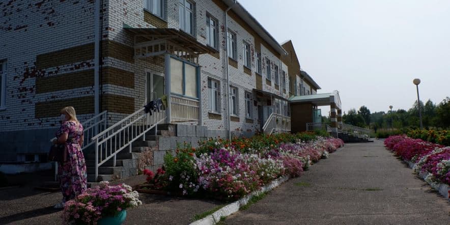 Основное изображение для учреждения Безменшурский сельский дом культуры