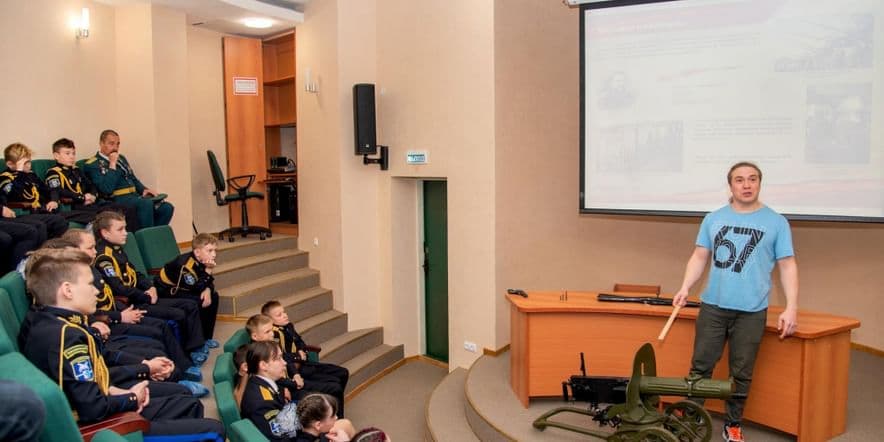 Основное изображение для события Цикл лекций «Ижевск — город оружейников»