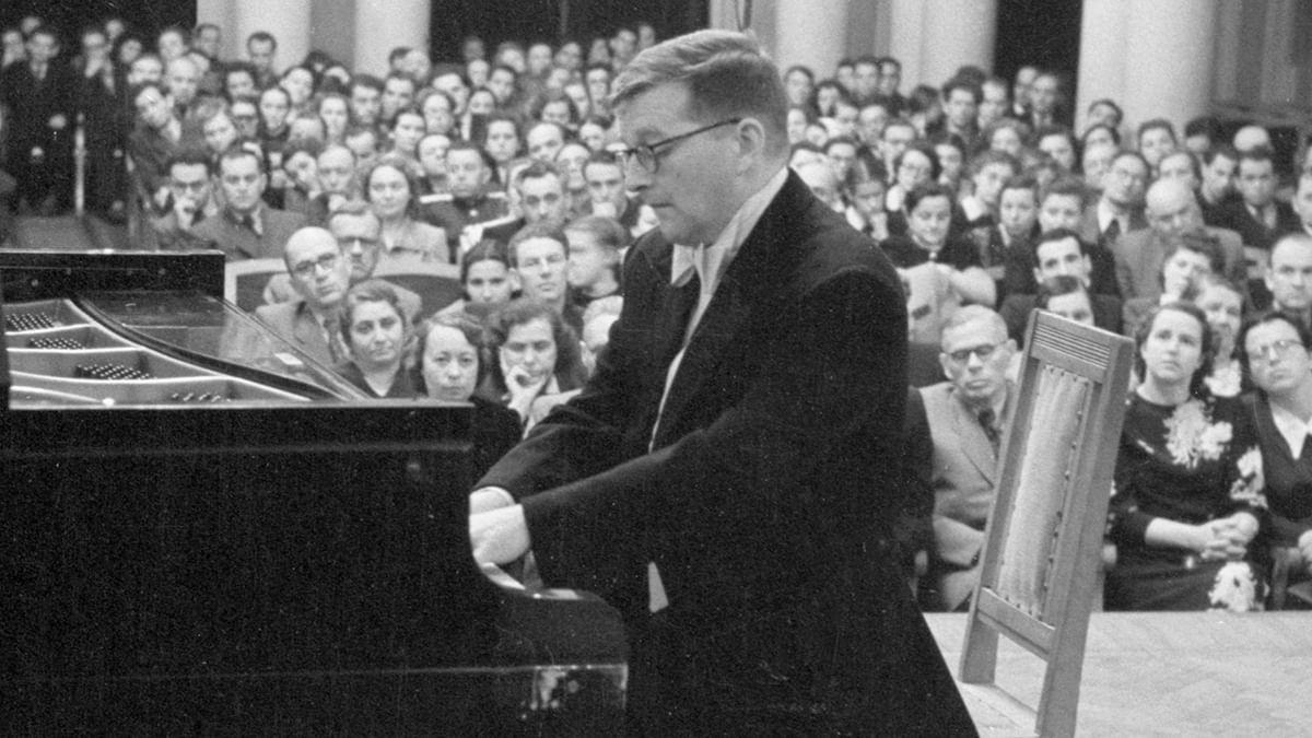 Дмитрий Шостакович. 1952 год. Фотография: ТАСС