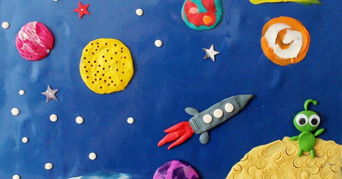 Лепка звездное небо. Ракета в космосе пластилинография. Пластилинография космос для детей 3-4 лет. Пластилинография для детей 3-4 лет день космонавтики. Пластилинография для детей 4-5 день космонавтики.
