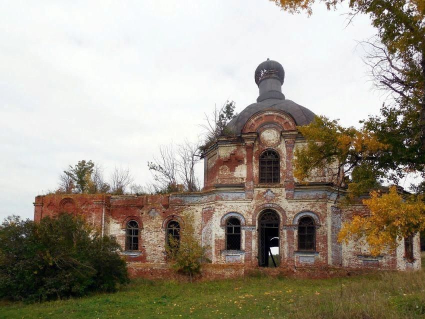 Погода в крындах. Крынды Агрызский район храм. Церковь в Крындах район Татарстан. Деревня Крынды Агрызского района.