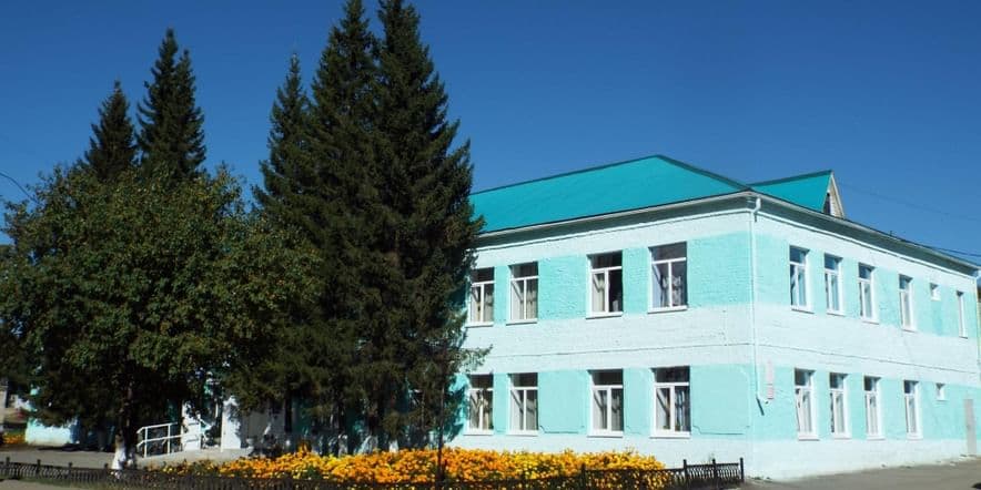 Основное изображение для учреждения Учалинский колледж искусств и культуры им. Салавата Низаметдинова