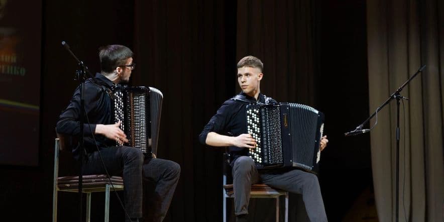 Основное изображение для события Концерт колледжа Сибирского государственного института искусств имени Д. Хворостовского