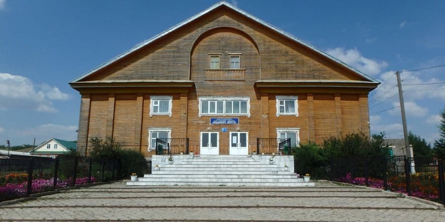 Основное изображение для учреждения Большесардекский сельский дом культуры