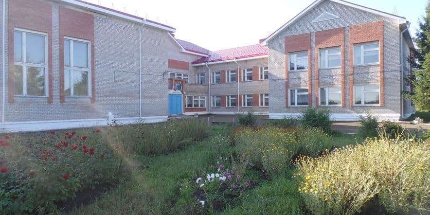 Основное изображение для учреждения Карановский сельский дом культуры