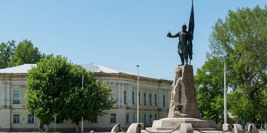 Основное изображение для учреждения Памятник Ермаку в Новочеркасске